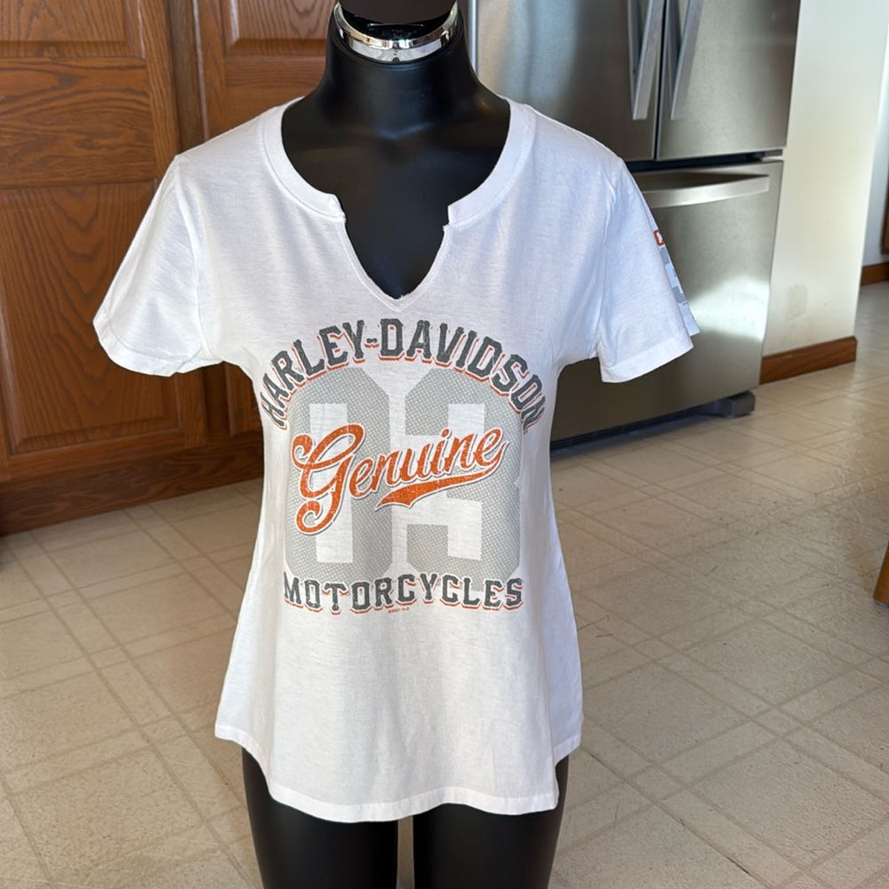 Harley Davidson women’s shirt. Size medium.